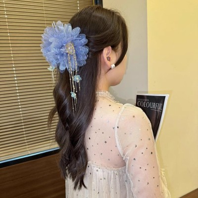 Golden Branches and Jade Leaves Flower Tassel Grab Clip-blue
